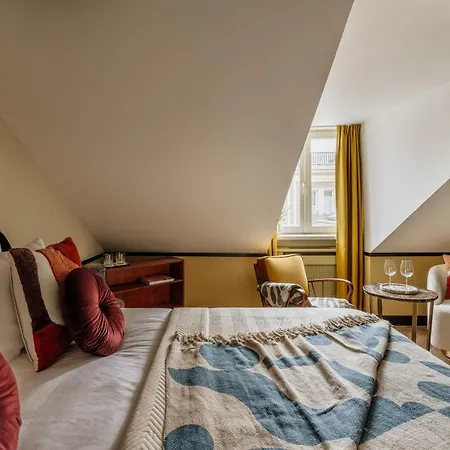 Colette By Staylab Hotel